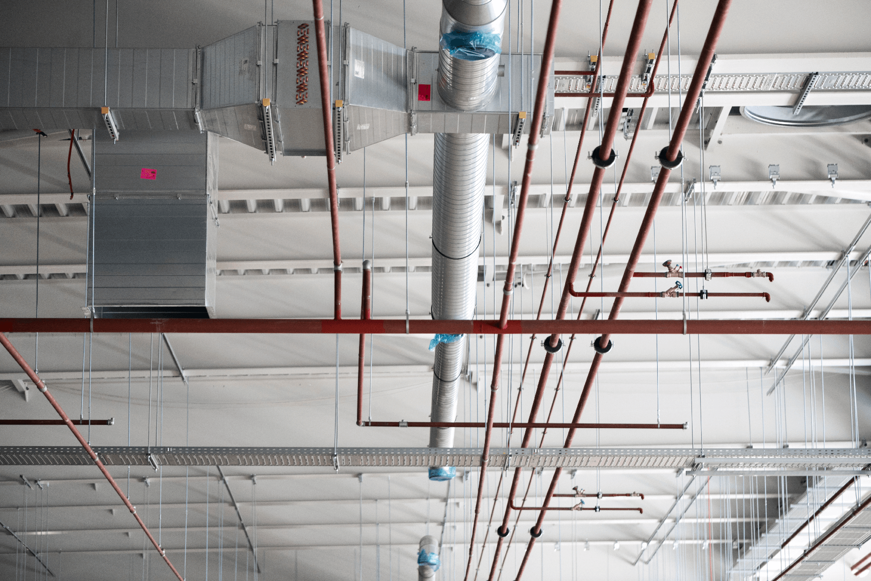 <p>Systèmes HVAC et sanitaires avancés<br />
Systèmes de gestion de l’énergie en temps réel</p>