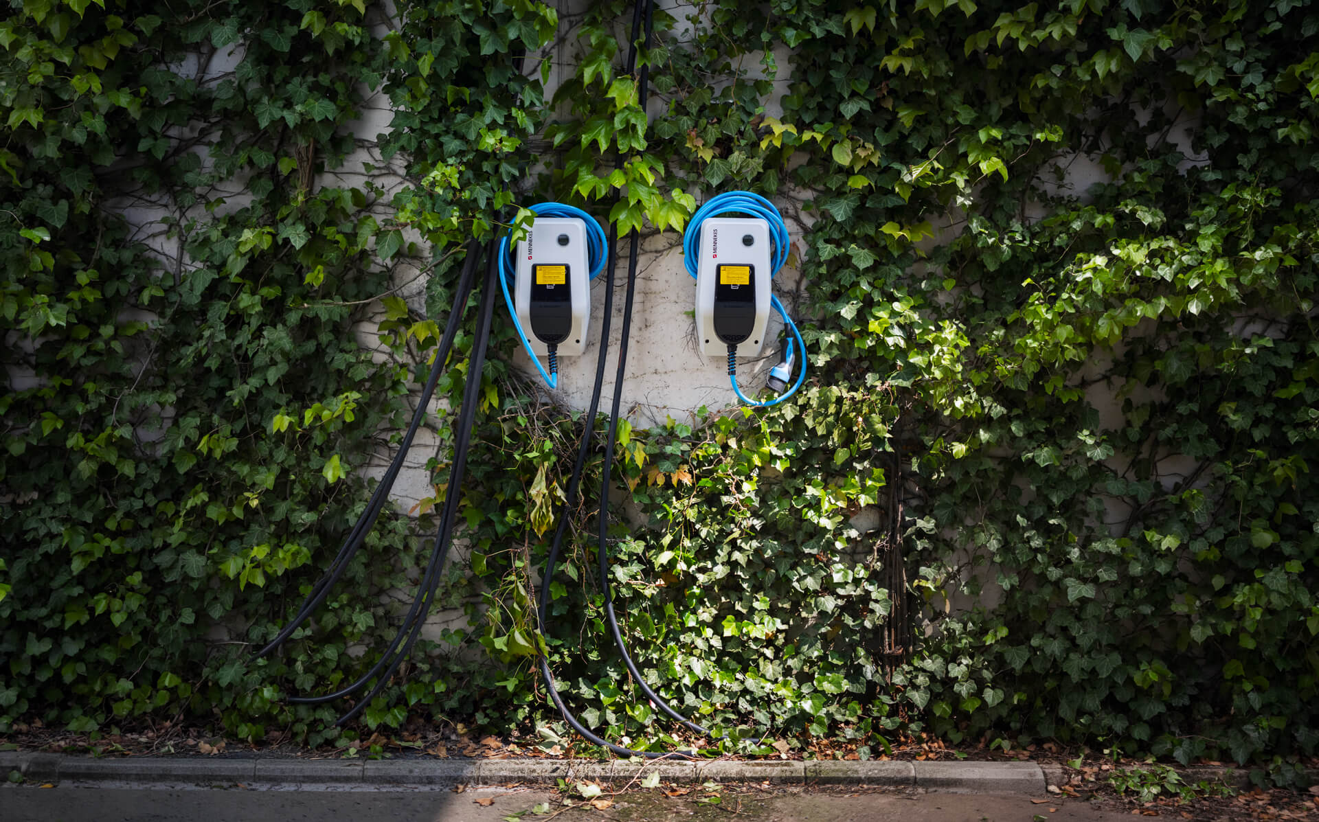 <p>Services complets d’électricité et d’intégration des systèmes incluant la régulation et les installations photovoltaïques pour une gestion centralisée et sécurisée</p>