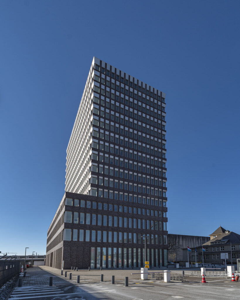 Bâtiment Administratif Fonds